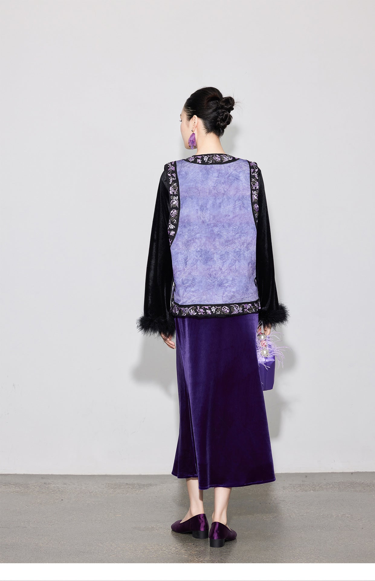 Chic Vintage High-Waist Velvet Long Skirt