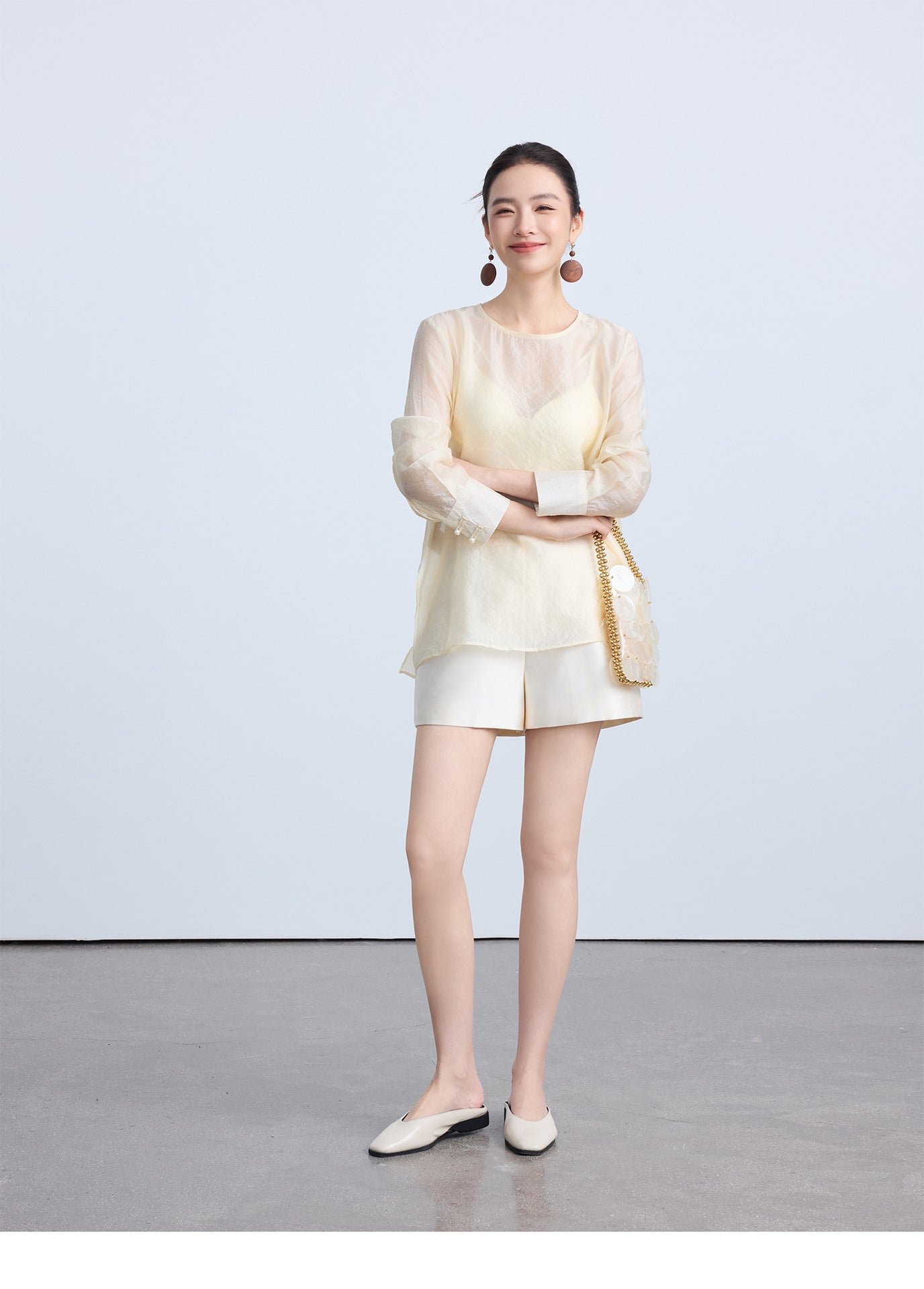 Elegant Round Neck Women's Blouse