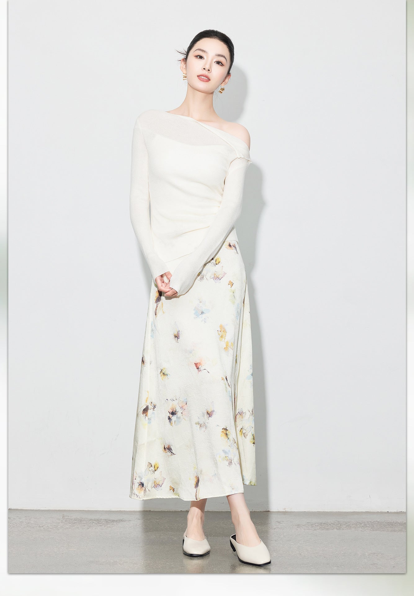 Chic Printed Midi Skirt, Side Slit Design for Women