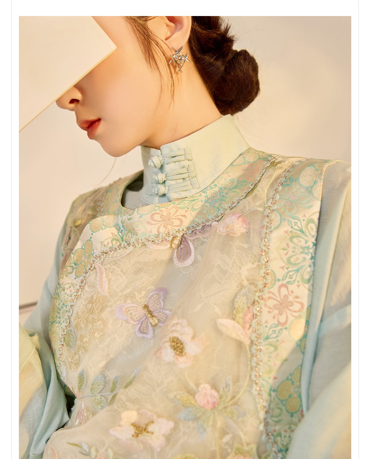 Embroidered Mulberry Silk Vest – New Chinese Style Women's Top