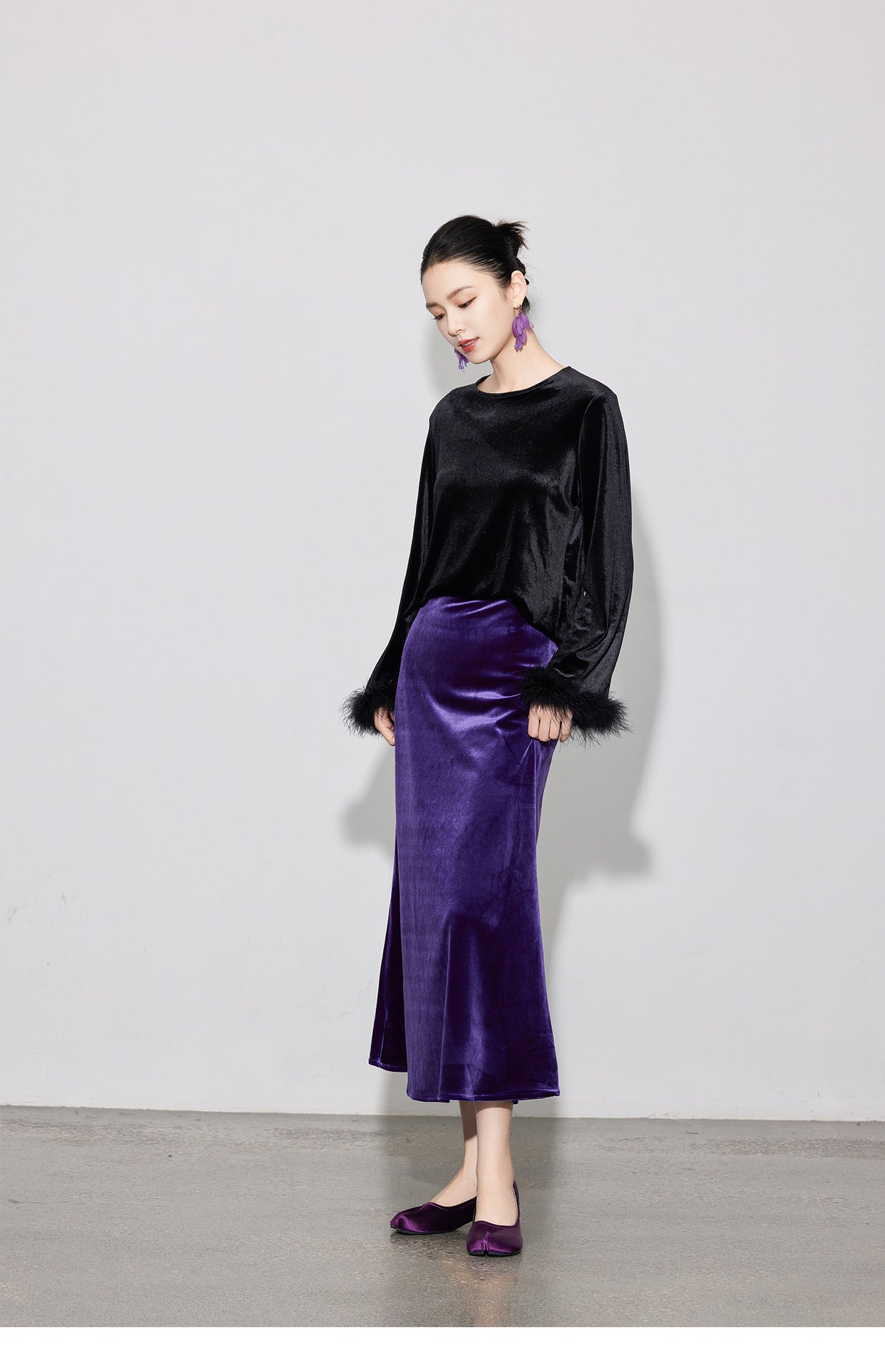 Chic Vintage High-Waist Velvet Long Skirt