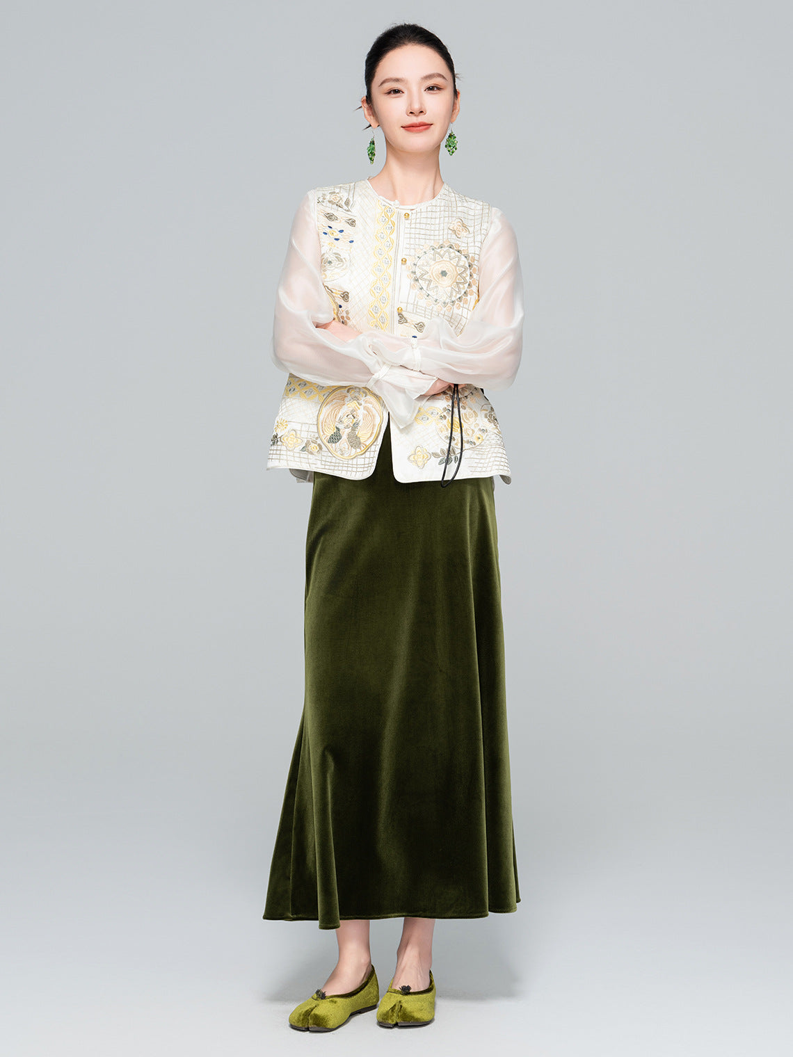 High-End Vintage Silk Embroidered Women's Vest