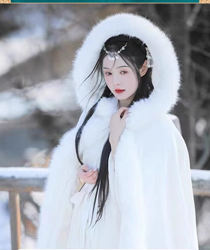 Winter Hanfu Cloak for Women – Thick Fleece Fur Collar Warm Cape