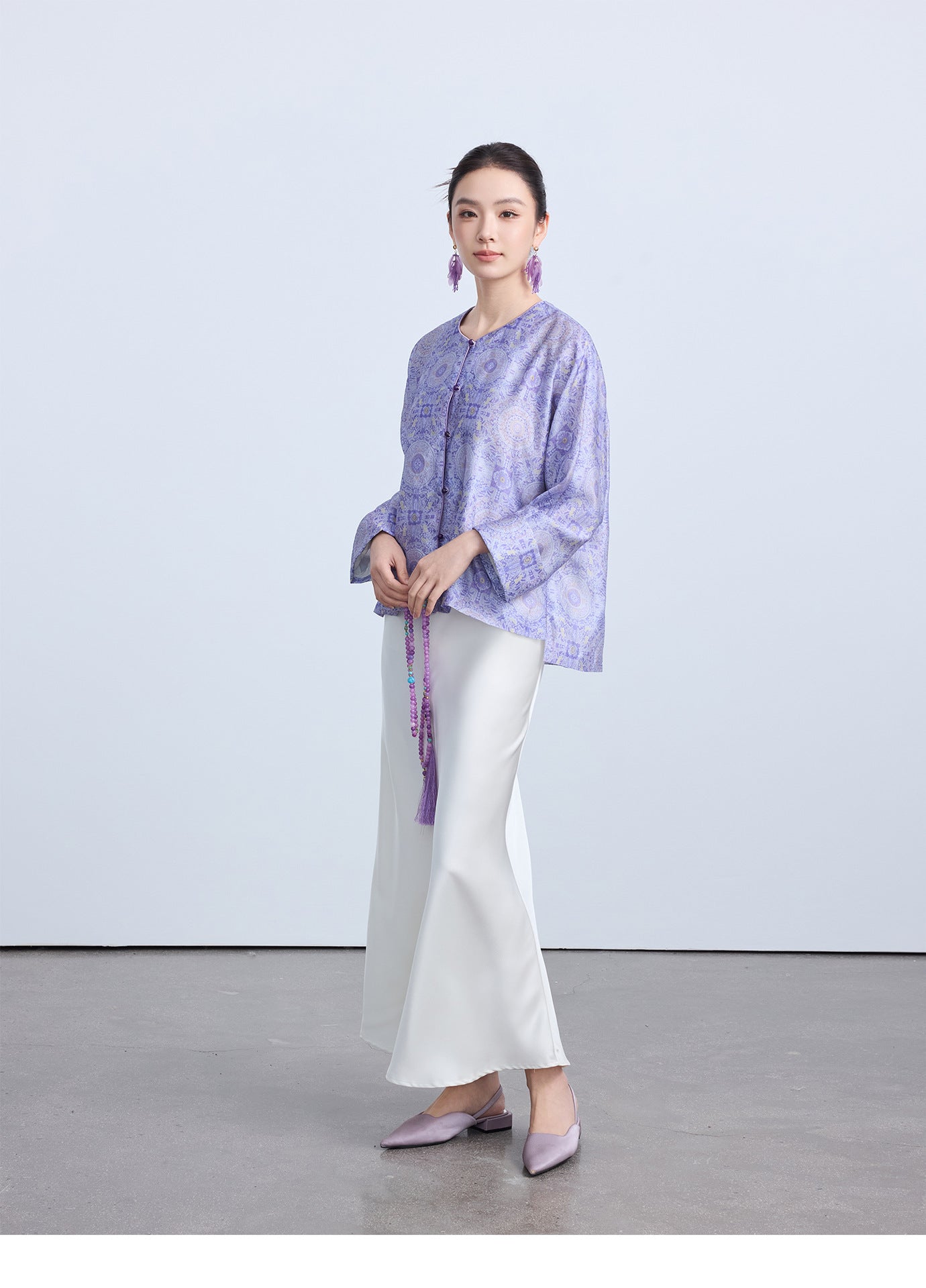 High-End Stylish Chinese Summer Top for Women