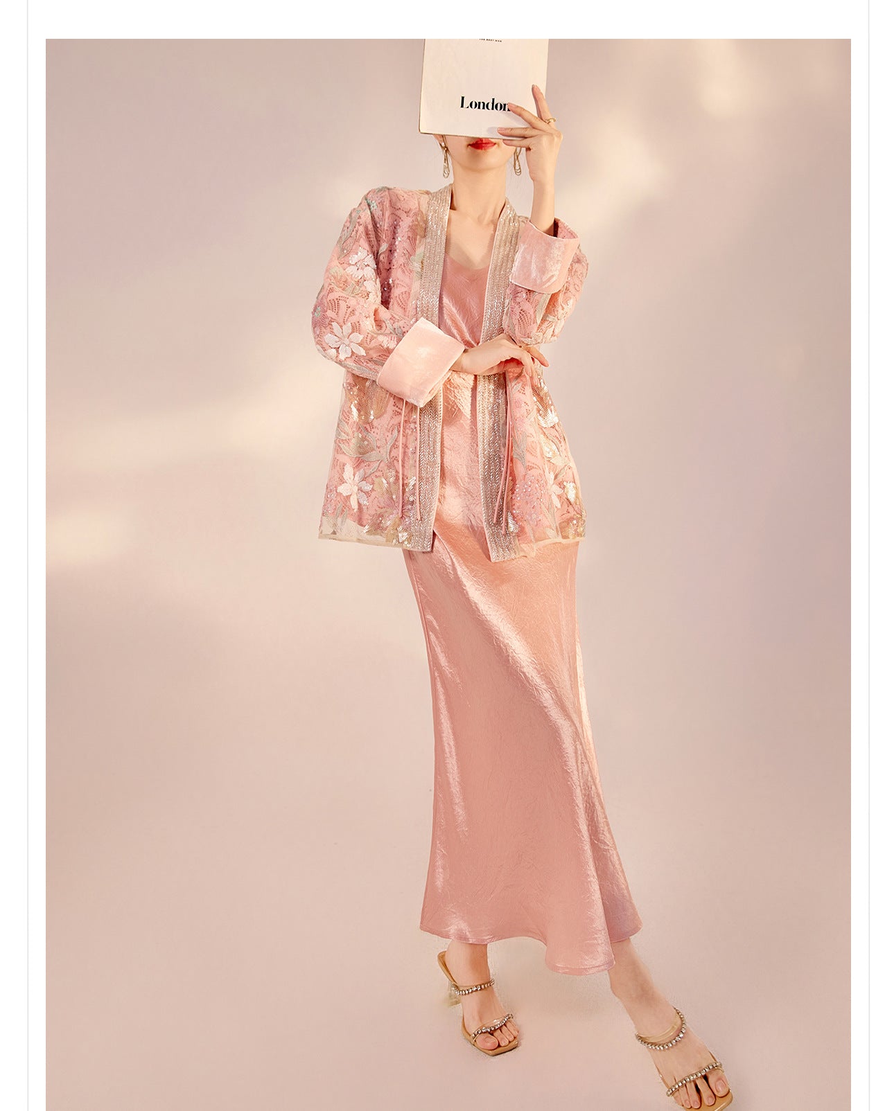 Spring New Chinese Style Velvet Sequin Embroidered Mesh Blouse