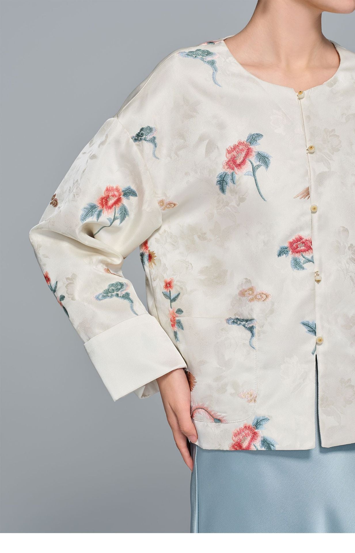 Elegant Loose Embroidered Jacket