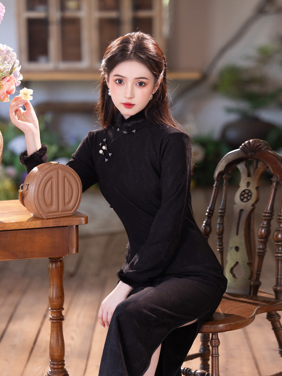 2025 New Black Thickened Cheongsam | Elegant Daily Warm Winter Dress