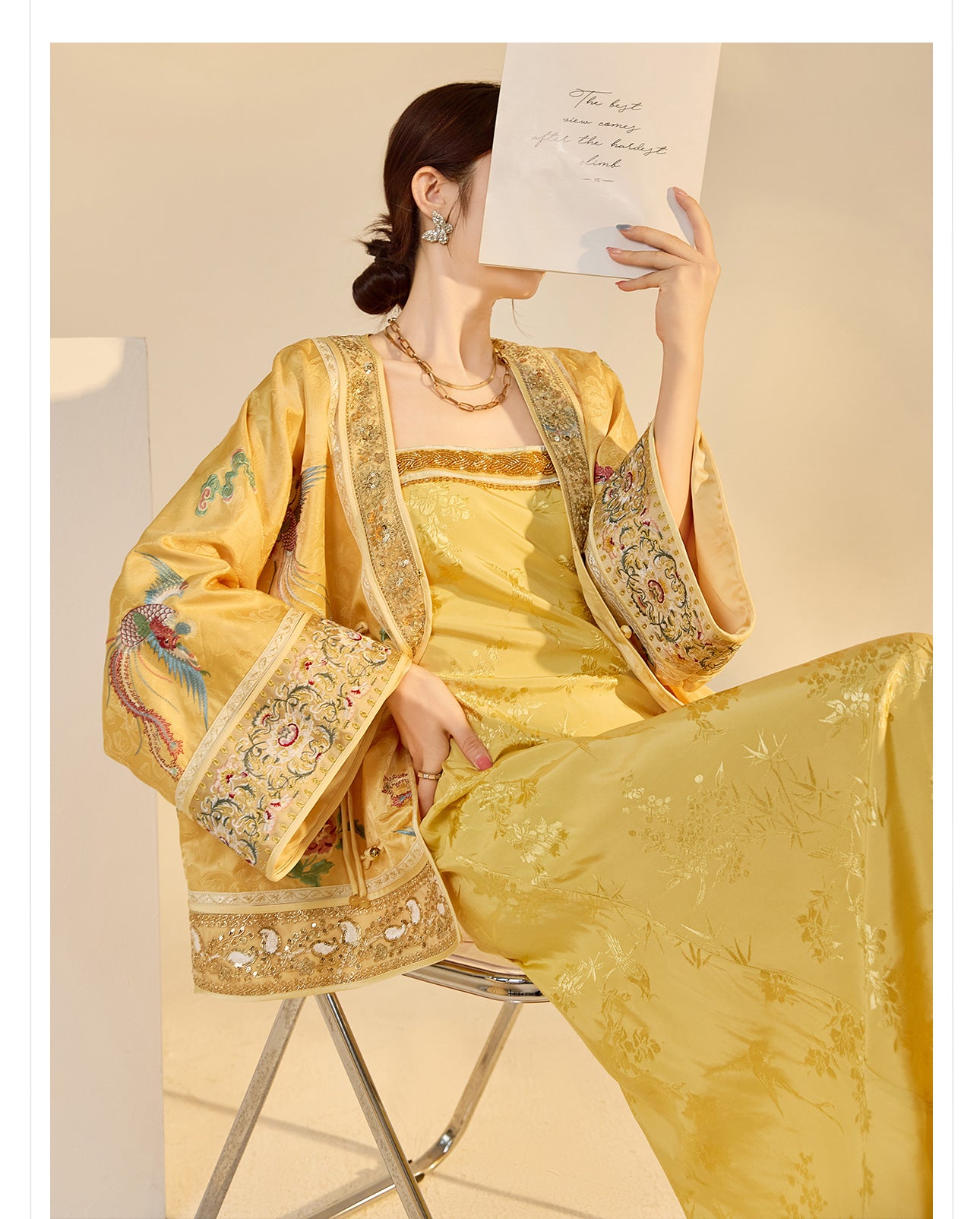 Luxury V-Neck Embroidered Jacket – Modern Chinese Style Outerwear