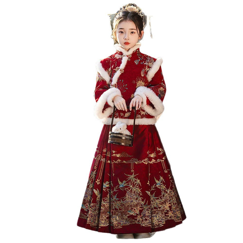 Girls’ Winter Hanfu | 2025 New Year Thickened Horse Face Skirt Outfit
