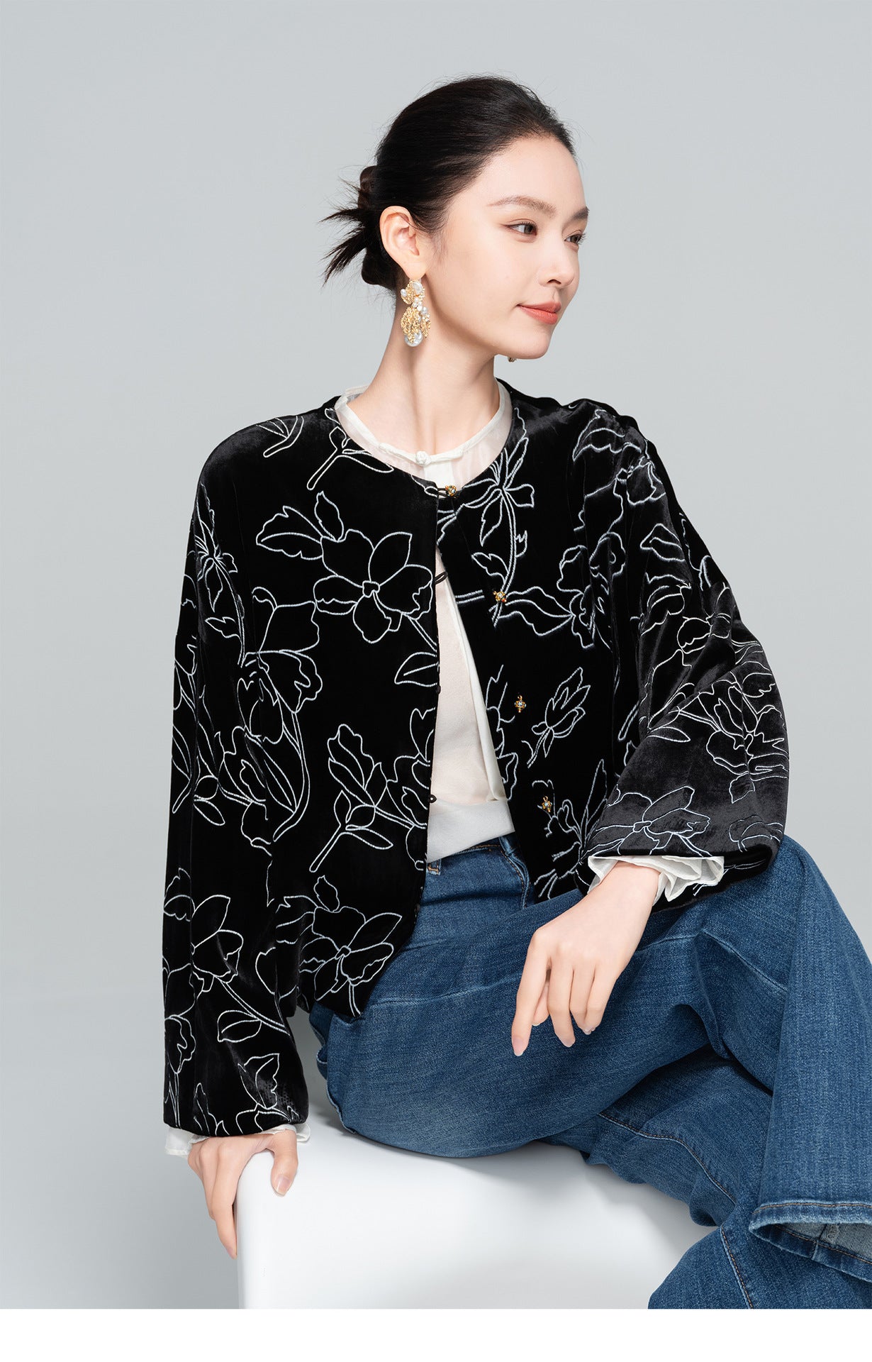 Retro National Style Light Velvet Jacket