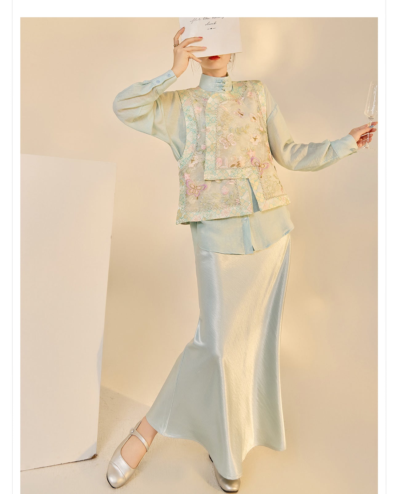 Embroidered Mulberry Silk Vest – New Chinese Style Women's Top