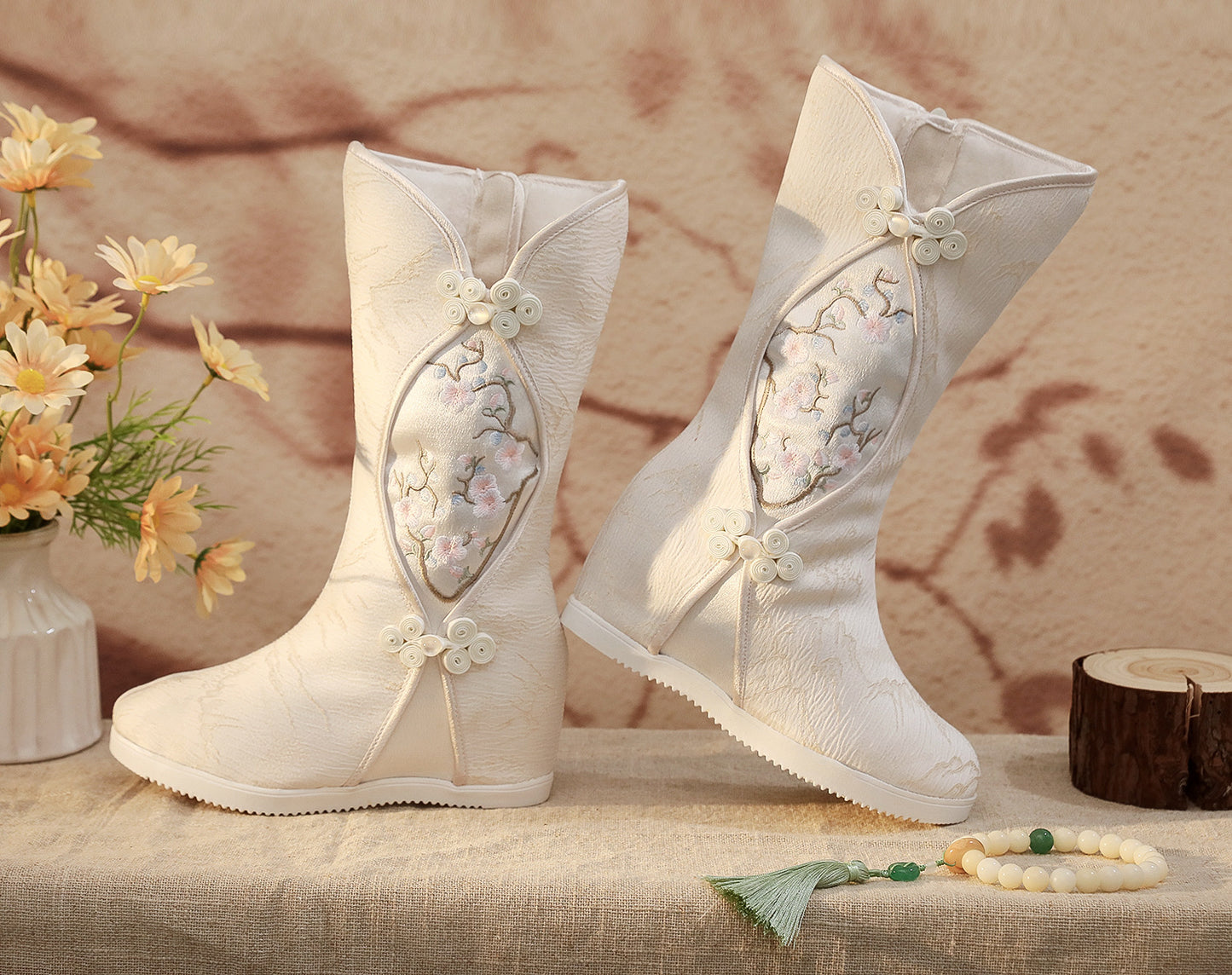 Women’s Hanfu Boots — Embroidered Ink Painting Autumn Height-Increasing Shoes