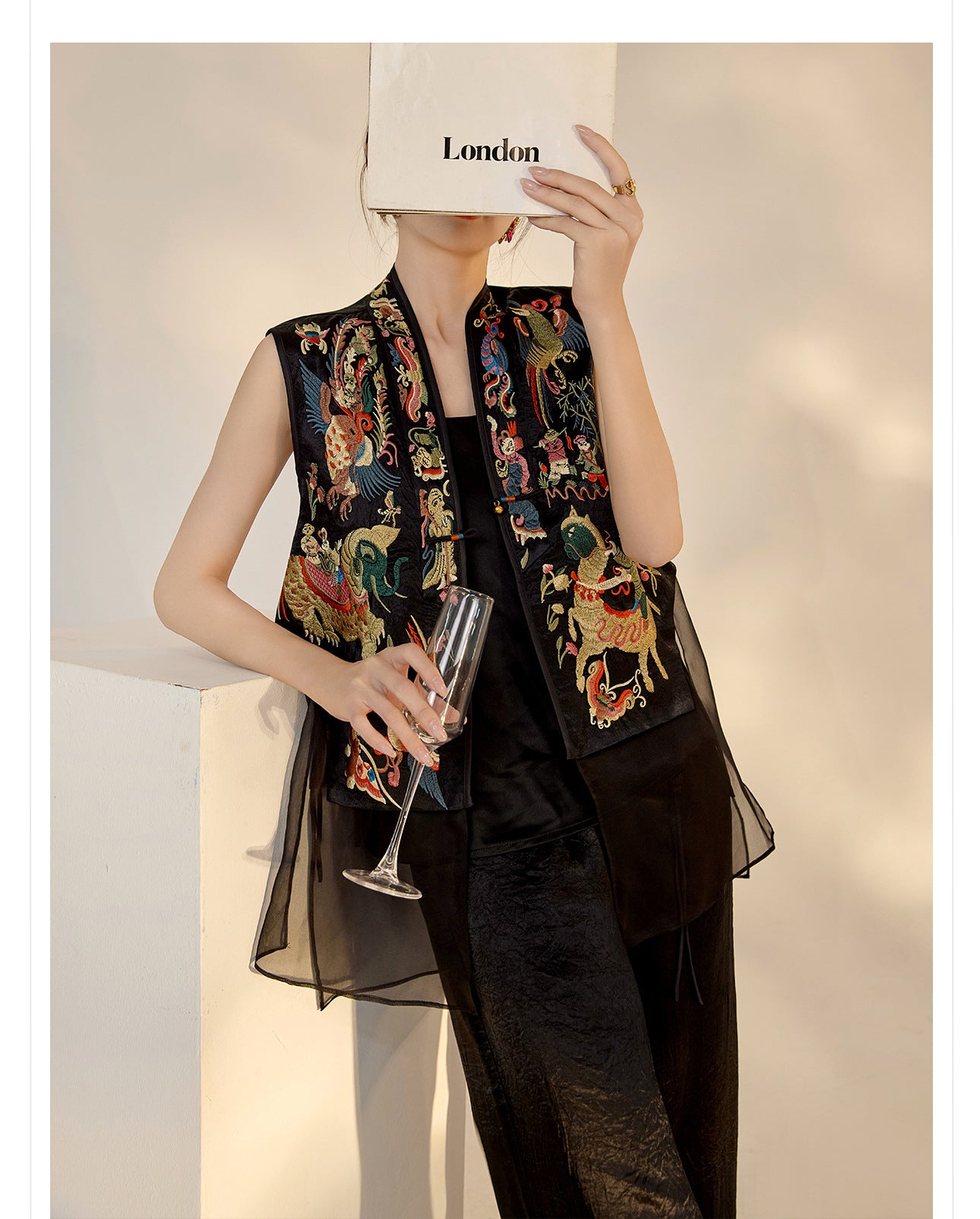 2026 New Chinese Style Silk Embroidered Mesh Patchwork Vintage Vest