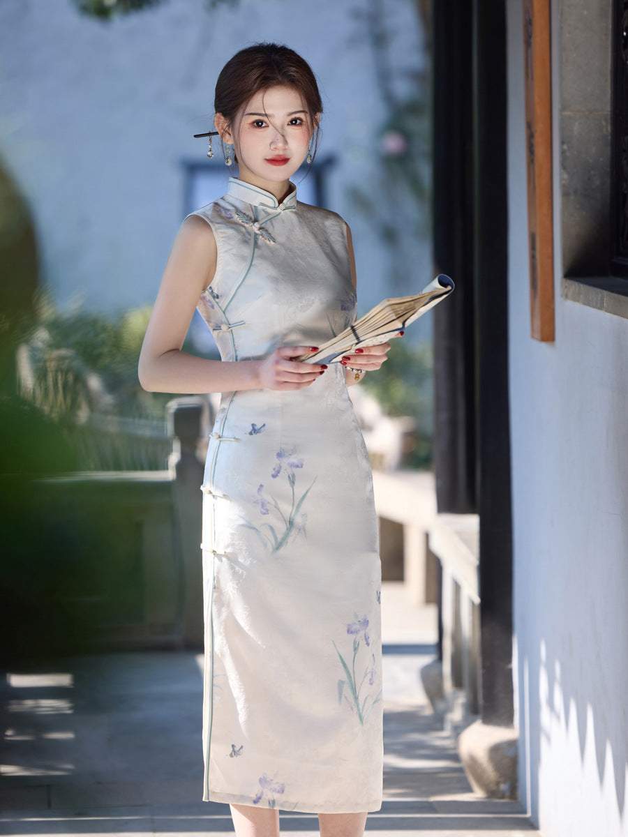 New Chinese Sleeveless Cheongsam – Elegant Jiangnan Retro Style