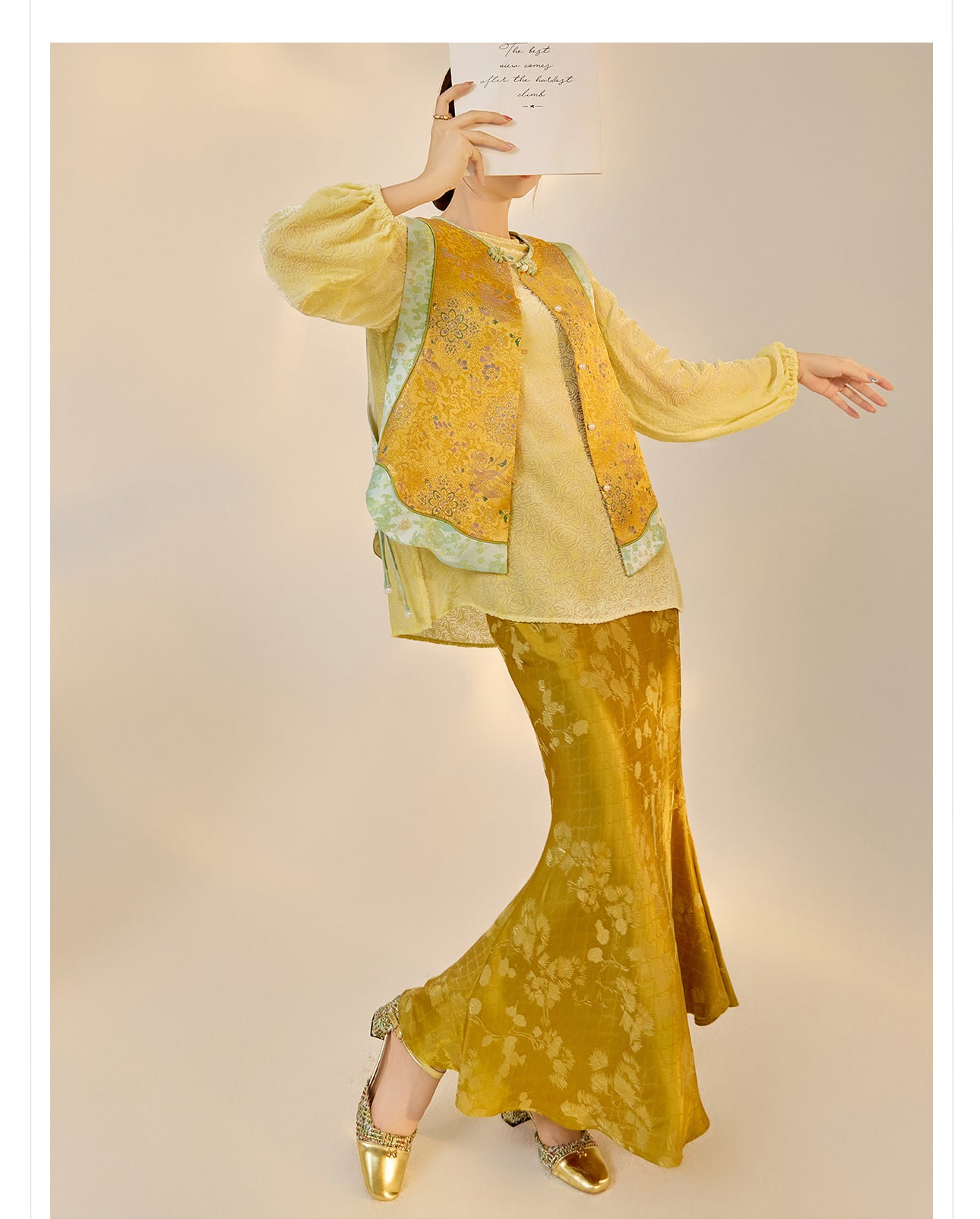 High-End Floral Embroidered Vest – Stylish Women's Top