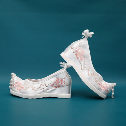 Spring Hanfu Shoes — Traditional Embroidered Hidden Heel Women’s Flats