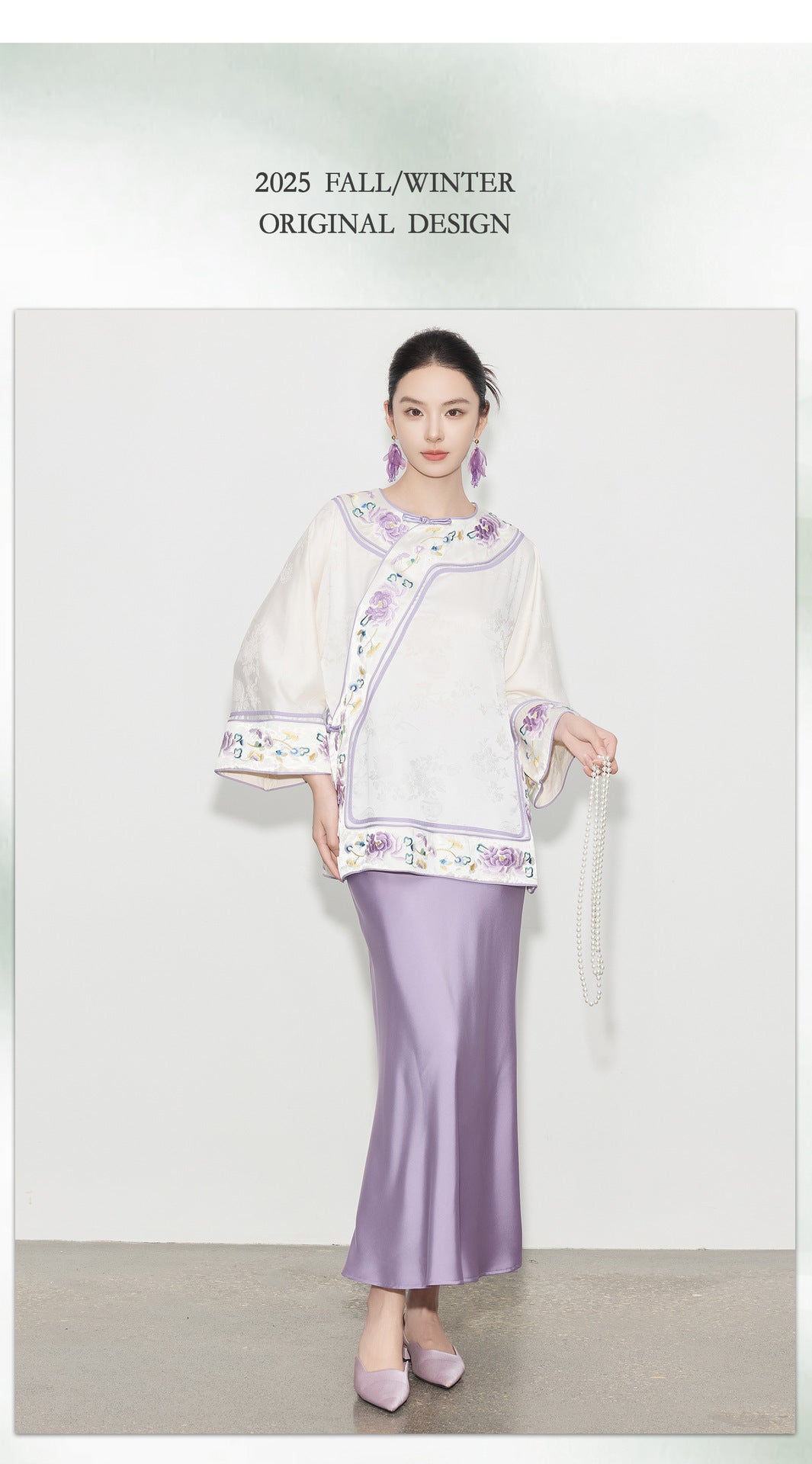 Chinese Style Jacquard Embroidery Coat for Women