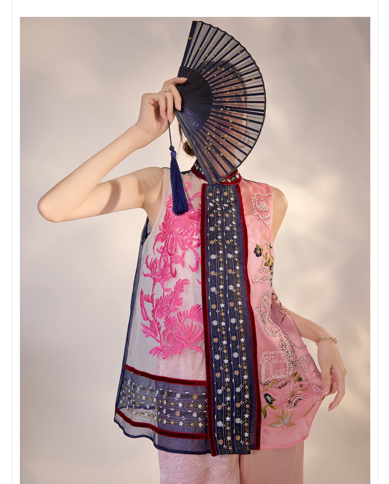 2026 New Chinese Embroidered Colorblock Mulberry Silk Vest Top