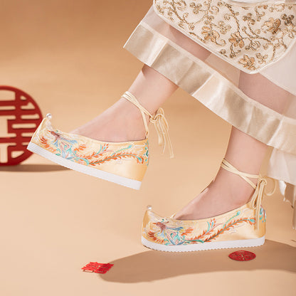 Autumn 2025 Hanfu Shoes — Bride Xiuhe Shoes with Inner Height for Women