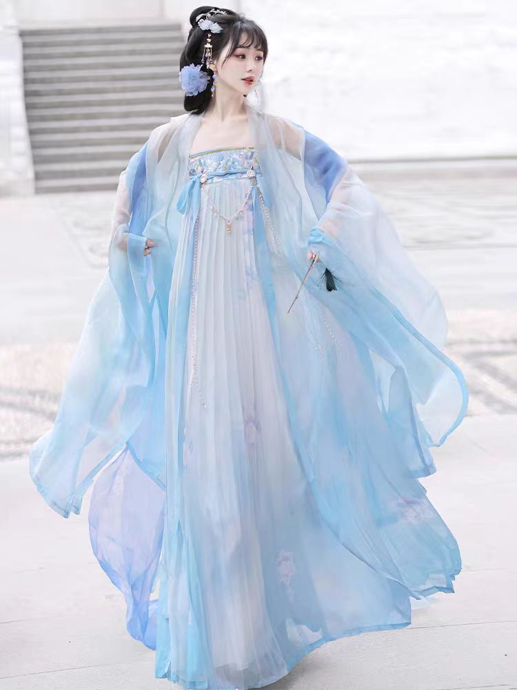 Tang Style Hanfu Set — Embroidered Ru Skirt & Large Sleeve Shirt