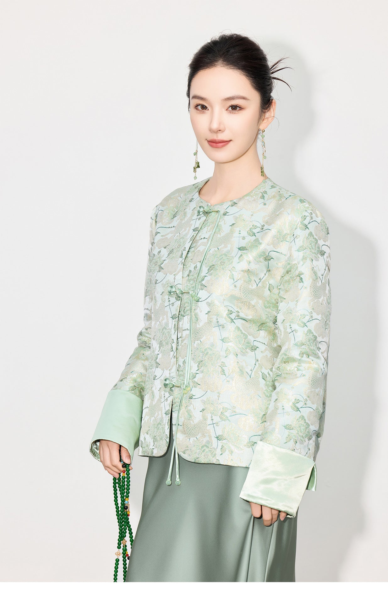 Elegant Chinese Style Long Sleeve Jacquard Top