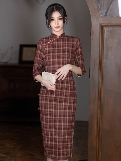 Improved Youth Style Qipao – Three-Quarter Sleeve Daily Dress