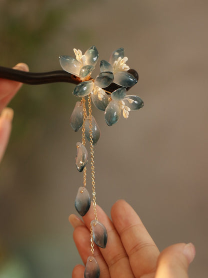 Ink Blue Magnolia Hairpin | New Chinese Style Elegant Wooden Accessory