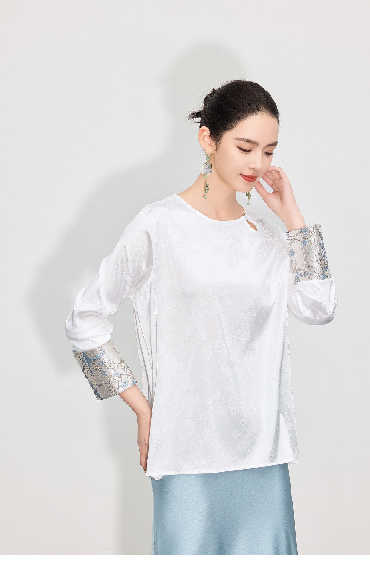 Elegant Spring Jacquard Hollow Shirt for Women