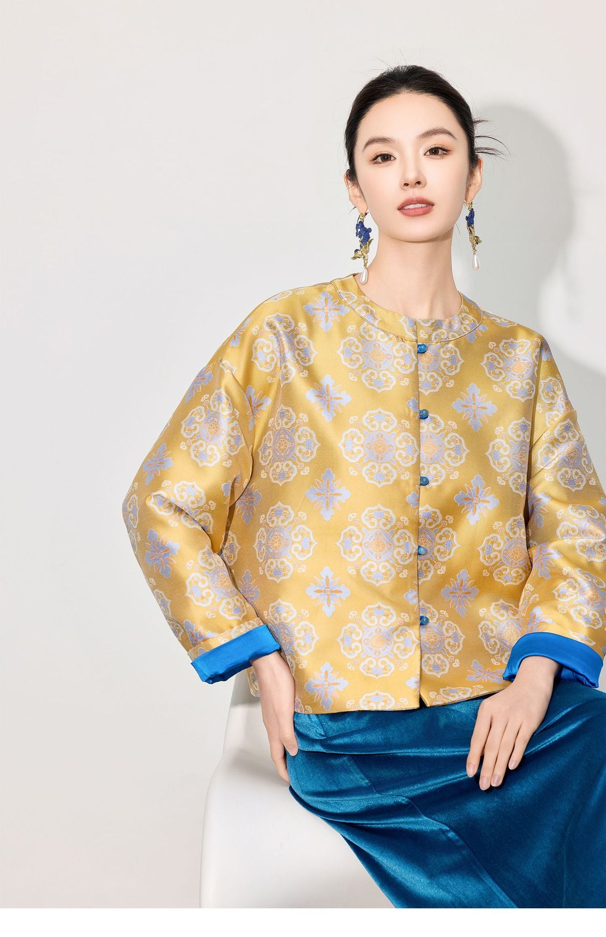 Stylish Retro Jacquard Long Sleeve Jacket