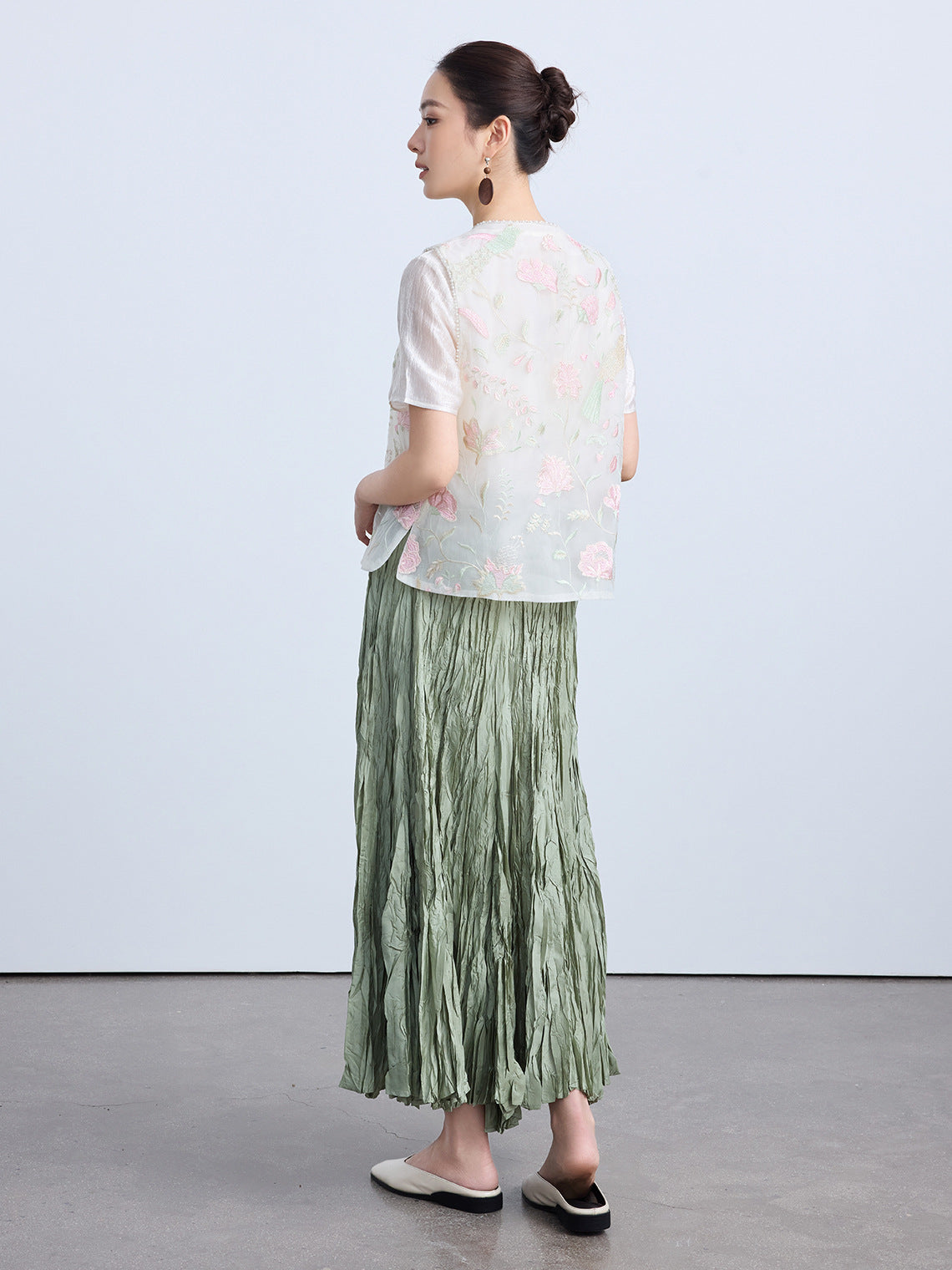 High-Waist Pleated Midi Skirt with Elastic Waist