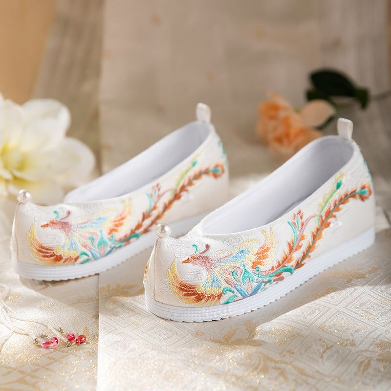 Autumn 2025 Hanfu Shoes — Bride Xiuhe Shoes with Inner Height for Women