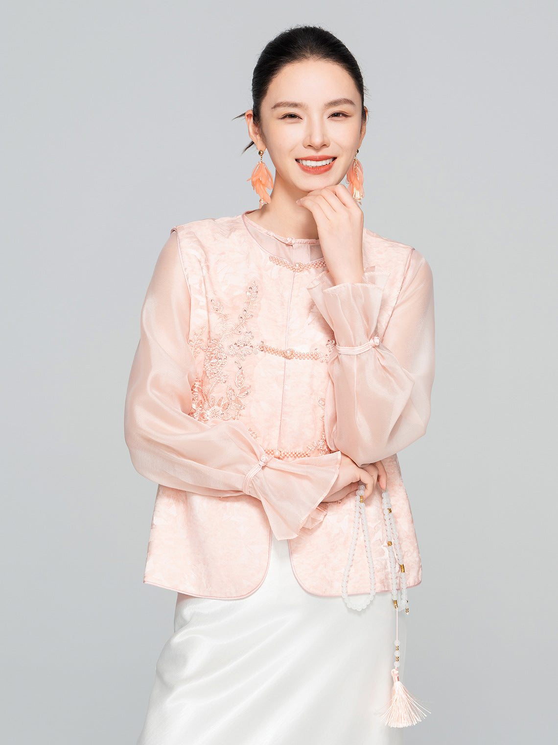 Sophisticated Sleeveless Retro Silk Vest