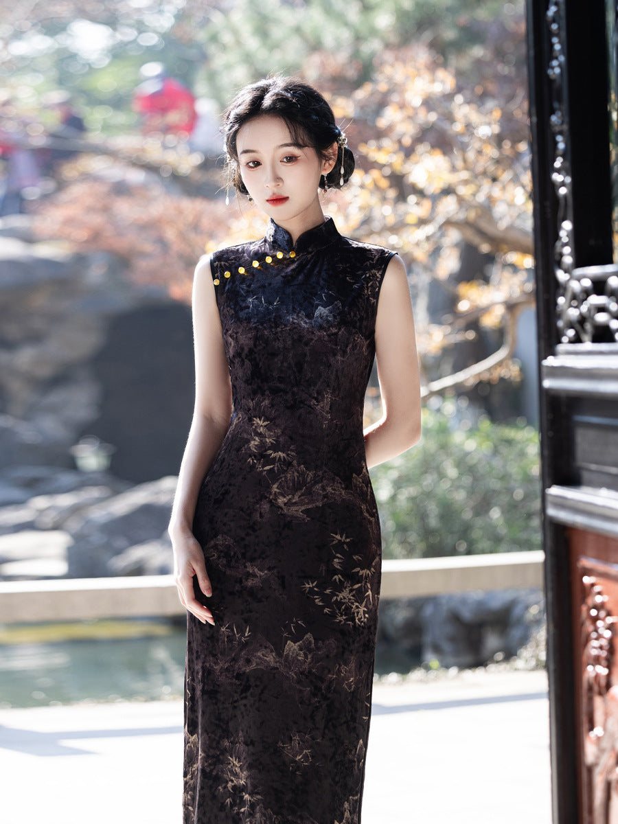 New Chinese Style Black Velvet Cheongsam – Slim Fit Dress