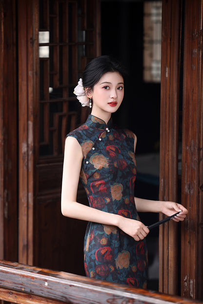 Retro Hong Kong Rose Cheongsam – Sleeveless Youth Dress