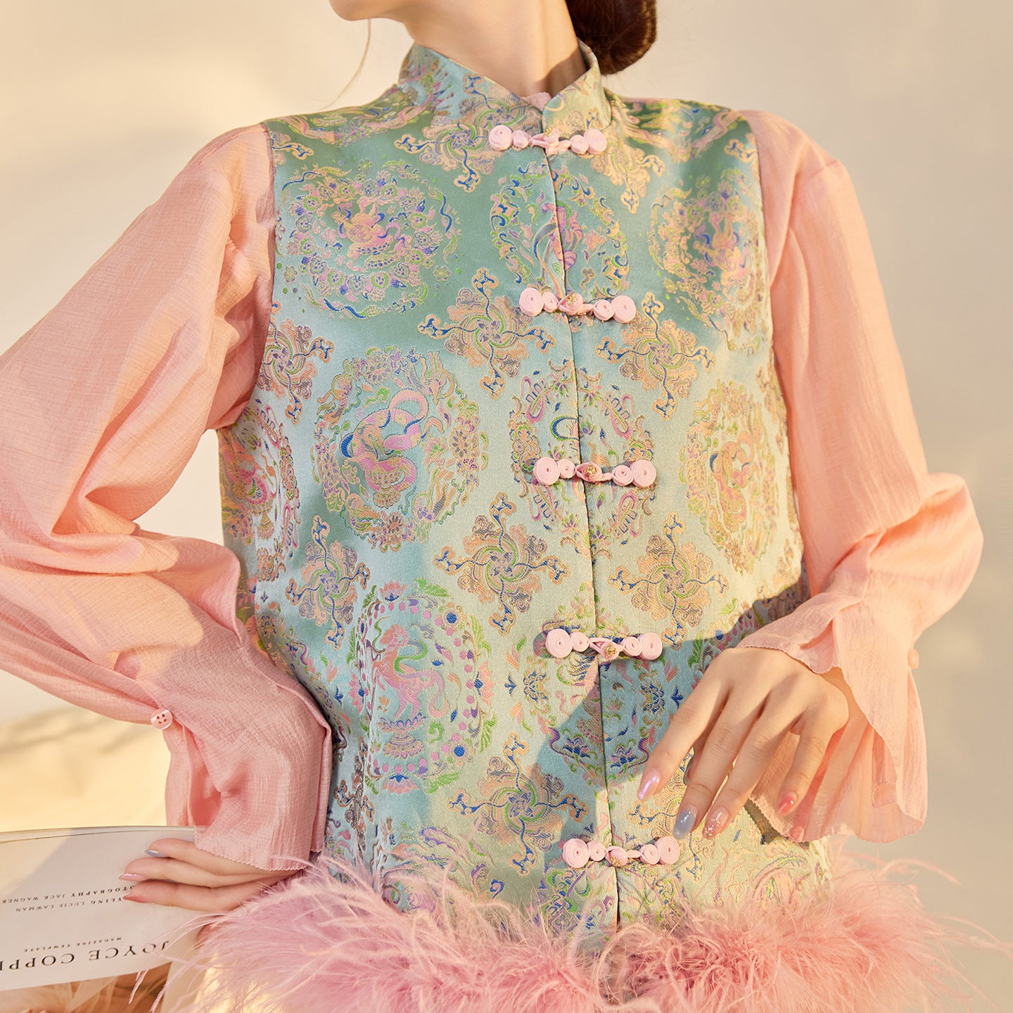 Ostrich Feather Detachable Vest – Elegant New Chinese Style Top