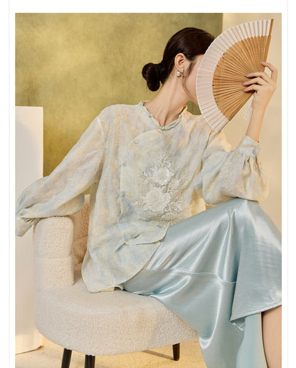 Early Autumn Retro Embroidered Top | New Chinese Style Artistic Shirt