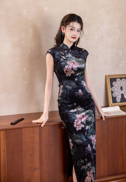 Ink Lotus Velvet Cheongsam – 2025 Elegant Autumn Sleeveless Dress