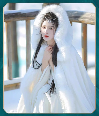 Winter Hanfu Cloak for Women – Thick Fleece Fur Collar Warm Cape