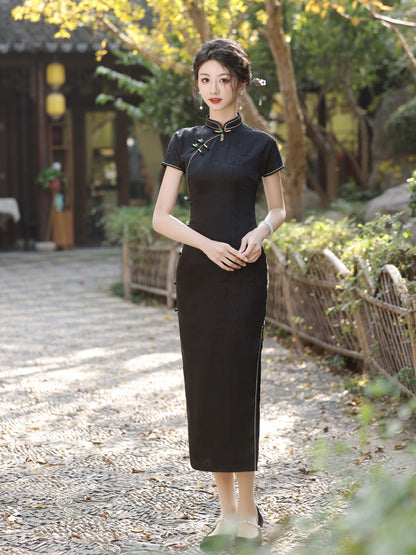 Improved Chinese Style Qipao – Slim Fit High-End Dress