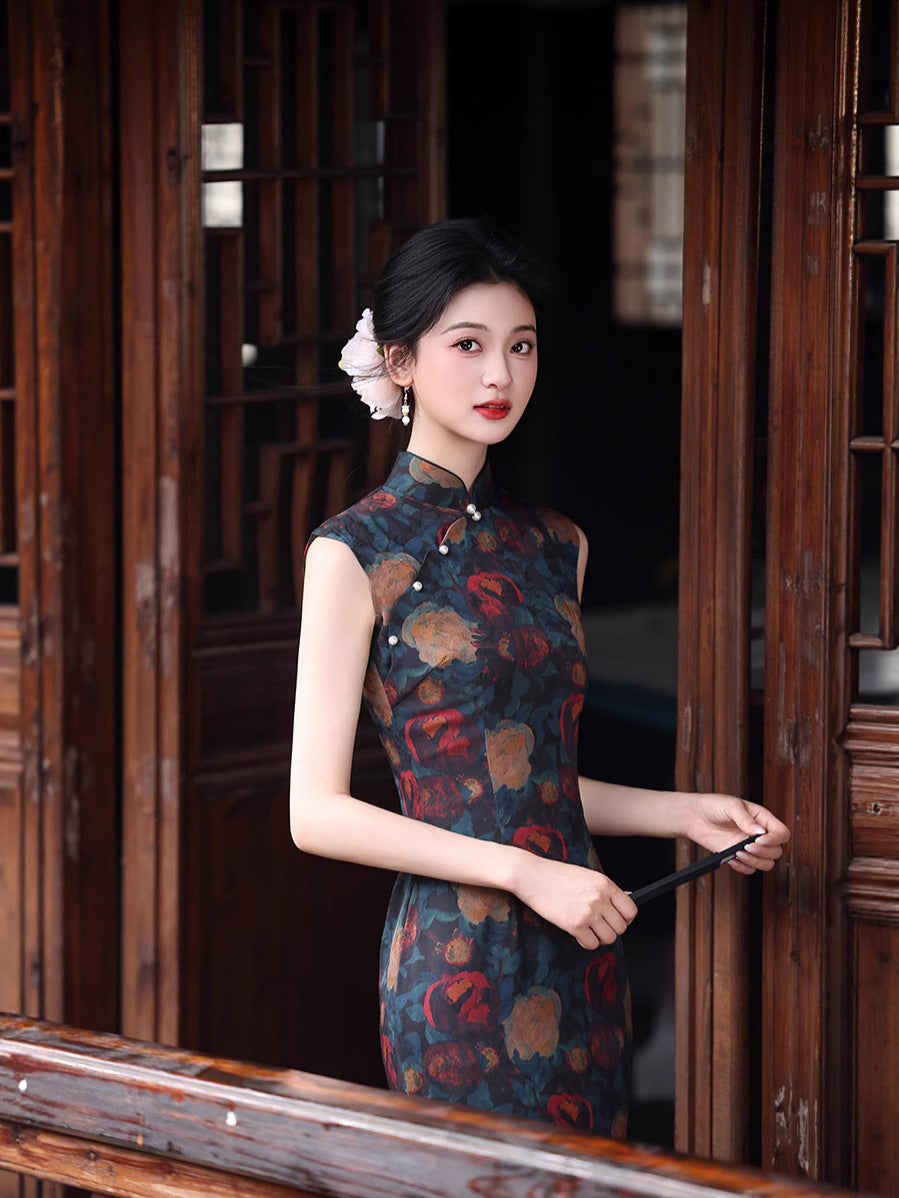 Retro Hong Kong Rose Cheongsam – Sleeveless Youth Dress