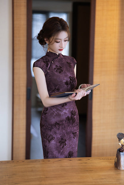 Elegant Purple Cheongsam – 2025 Slim Fit Retro Dress