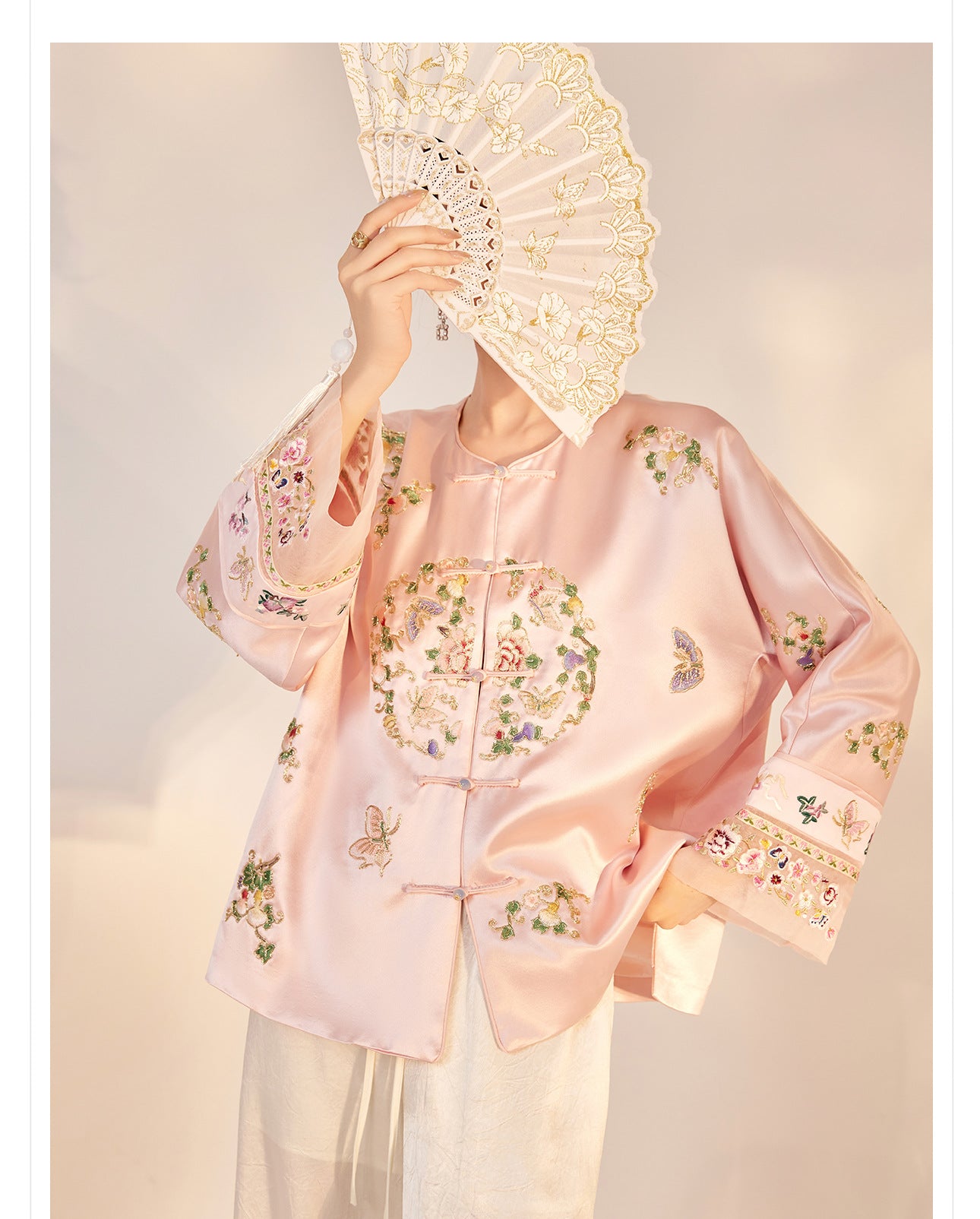 2026 Autumn New Chinese Style Printed Embroidered Acetate Coat for Women