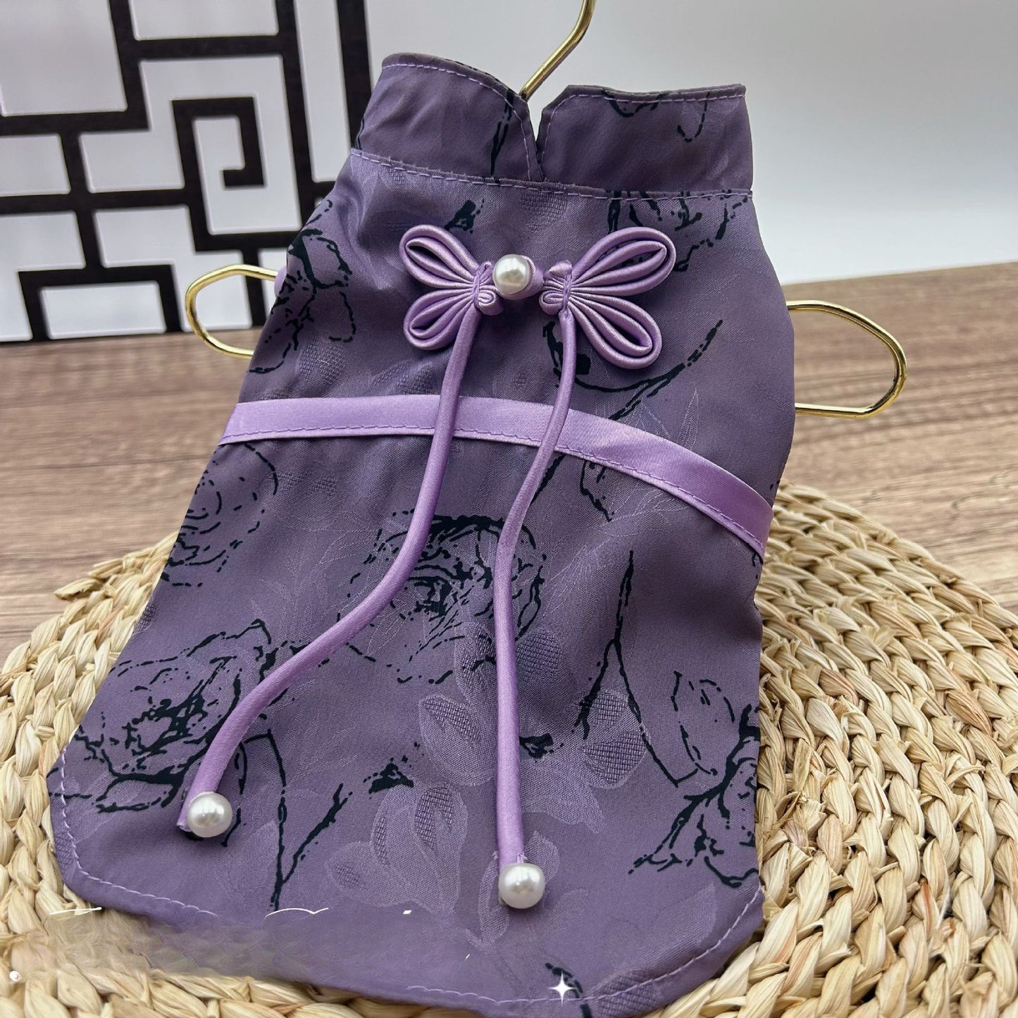 New Chinese Style Pet Cheongsam Embroidered Dress for Small Dogs