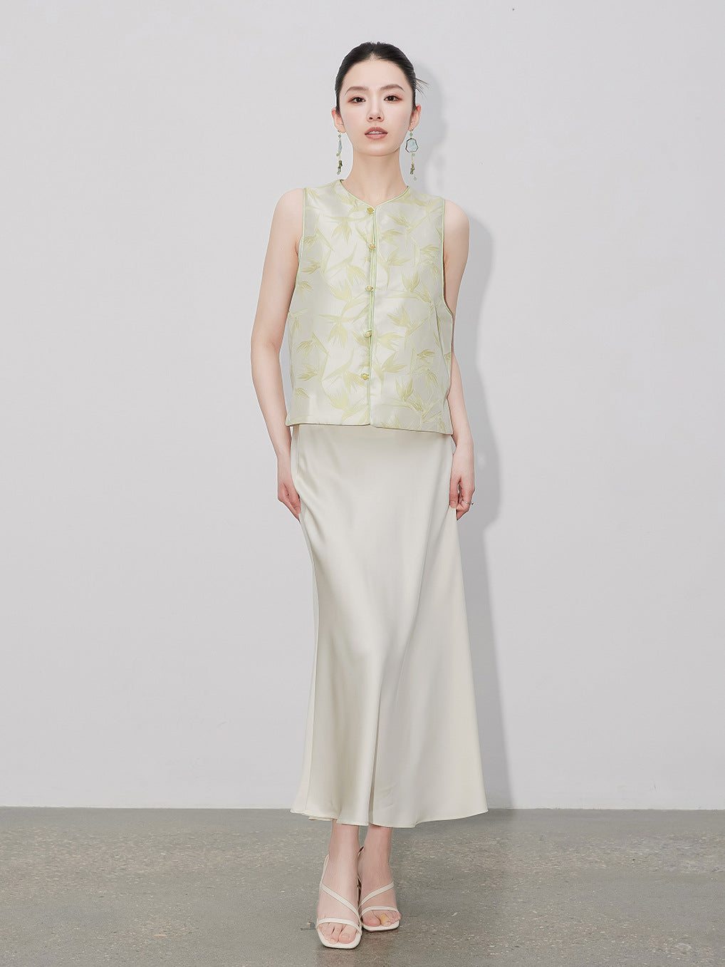 Chic Glossy Satin Mermaid Half Skirt, High-End Design