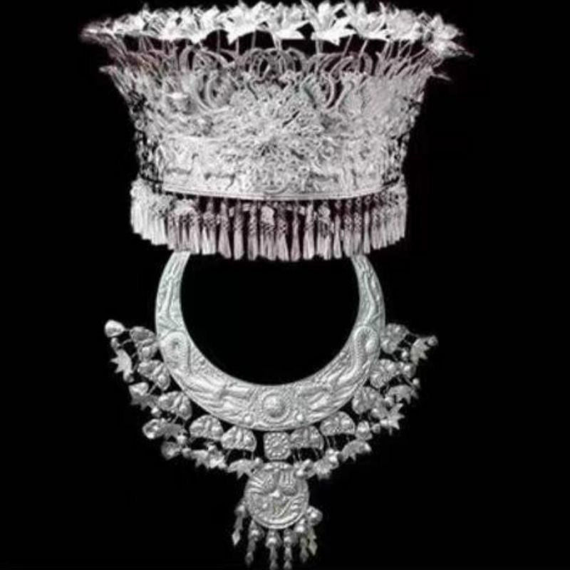 Traditional Ethnic Performance Outfit — Miao Village Inspired Set