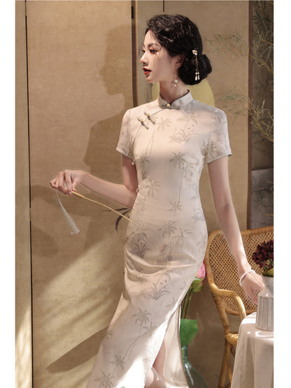 Improved Chinese Style Qipao – Slim Fit High-End Dress