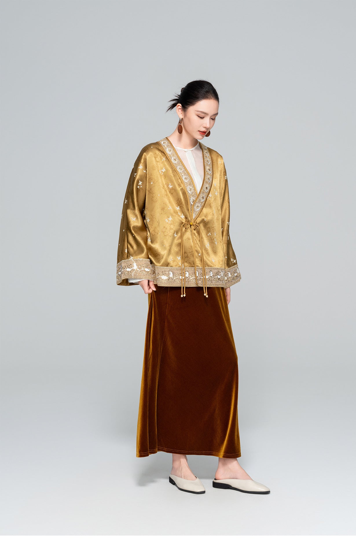 High-End Butterfly Embroidered Outerwear for Women