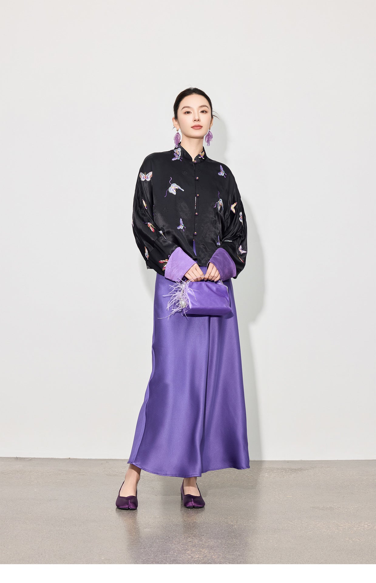 High-End Elegant Loose Fit Embroidered Blouse for Women