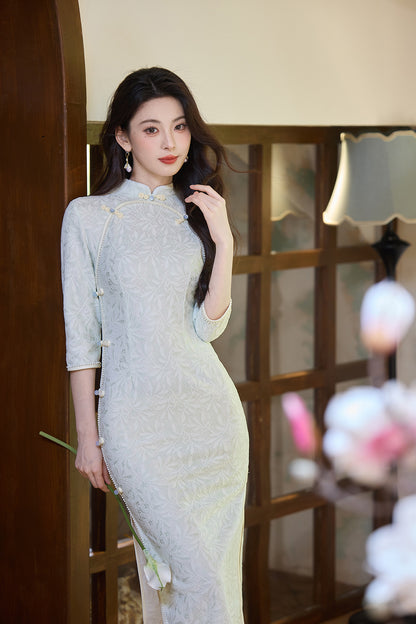 Elegant New Chinese Style Cheongsam – Daily Wear 2025