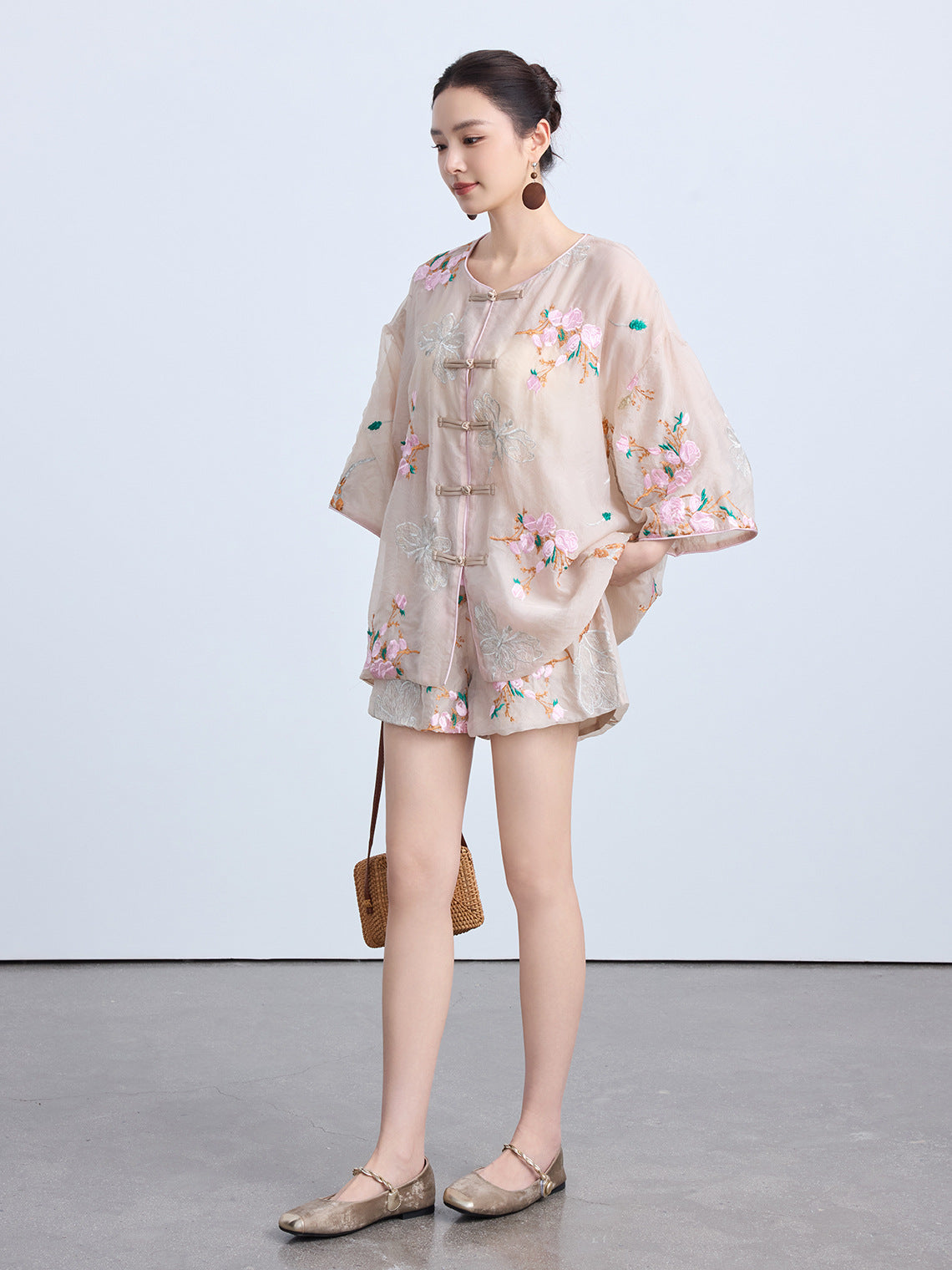 Chinese Style Embroidered Top & Shorts Set New Loose Two-Piece Outfit